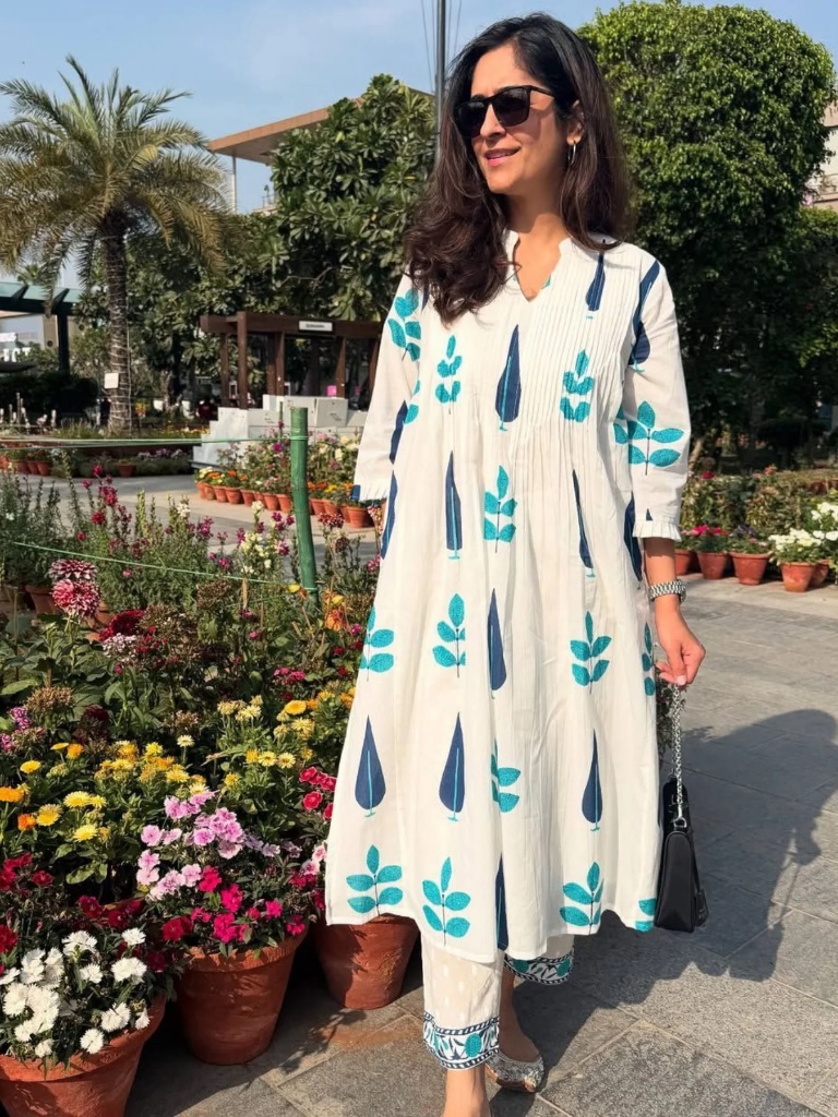 Mul Cotton Kurta Set with Lining Pockets