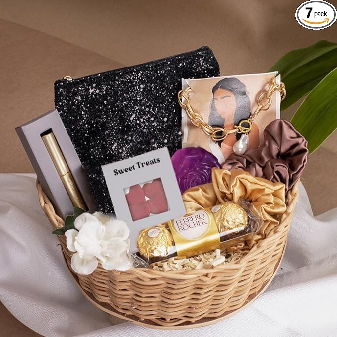 Confetti Gifts Birthday gift for women | Combo Gift of 7 items