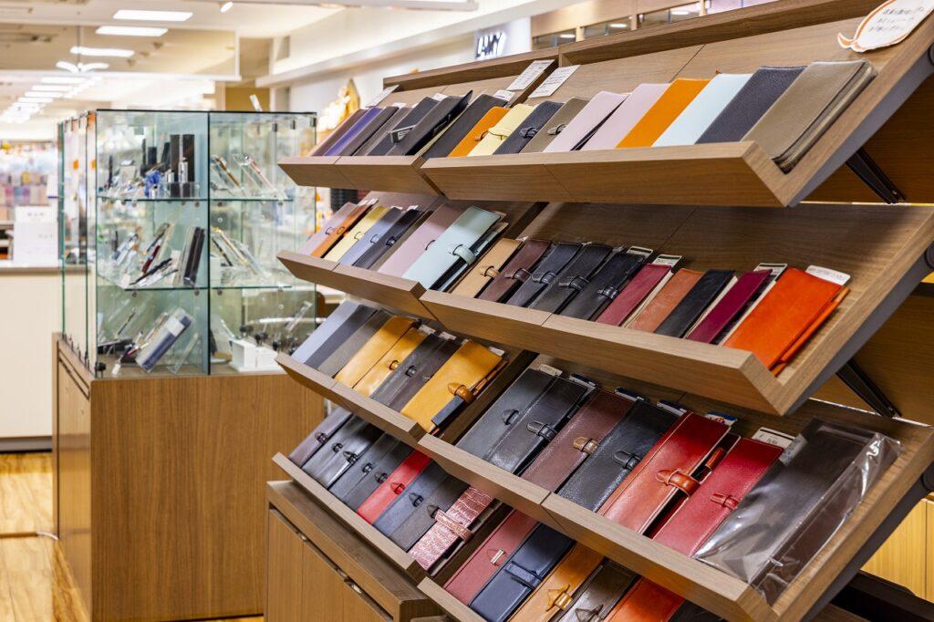 Notebooks & Writing Books