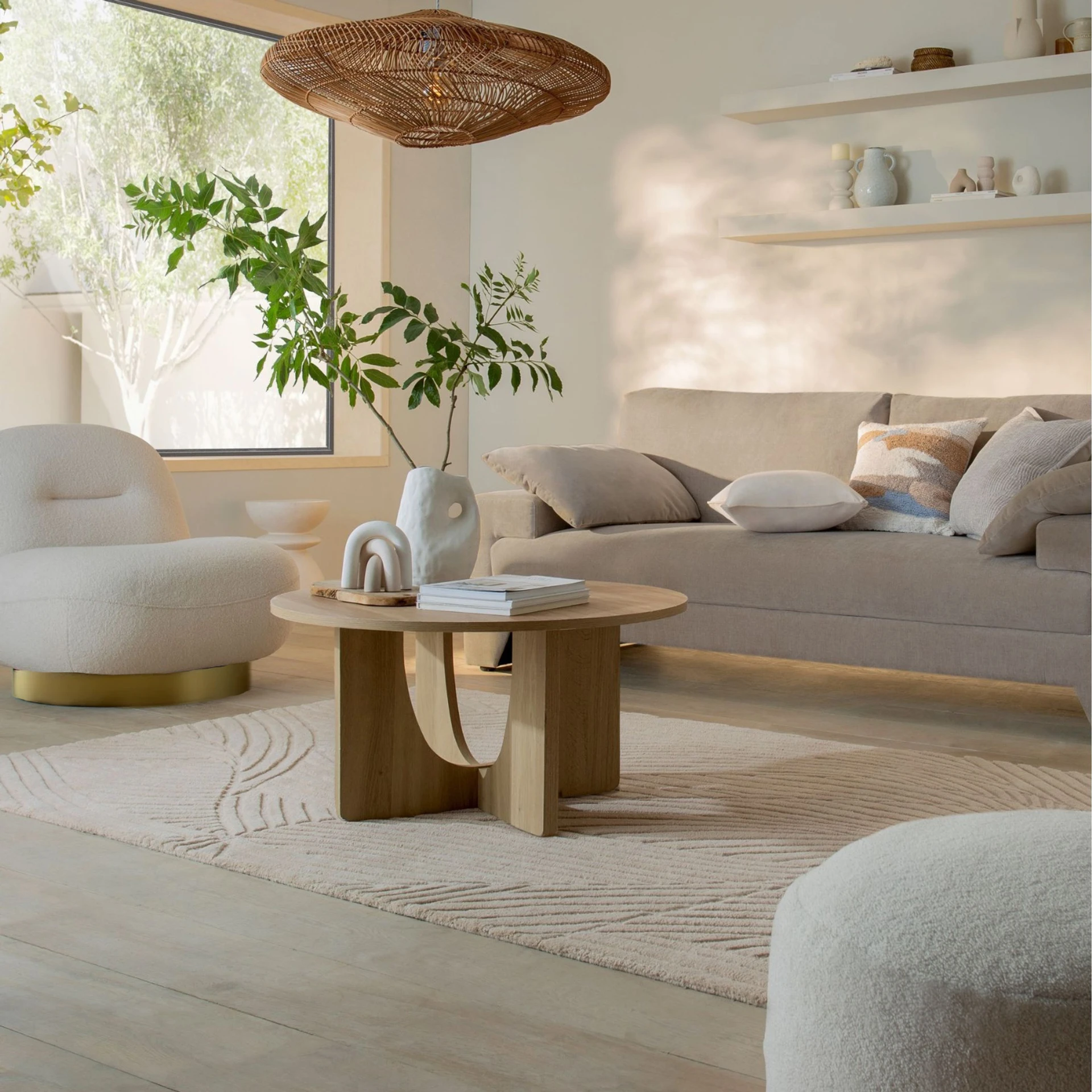 Kingsman Furnitures Otis Swivel
