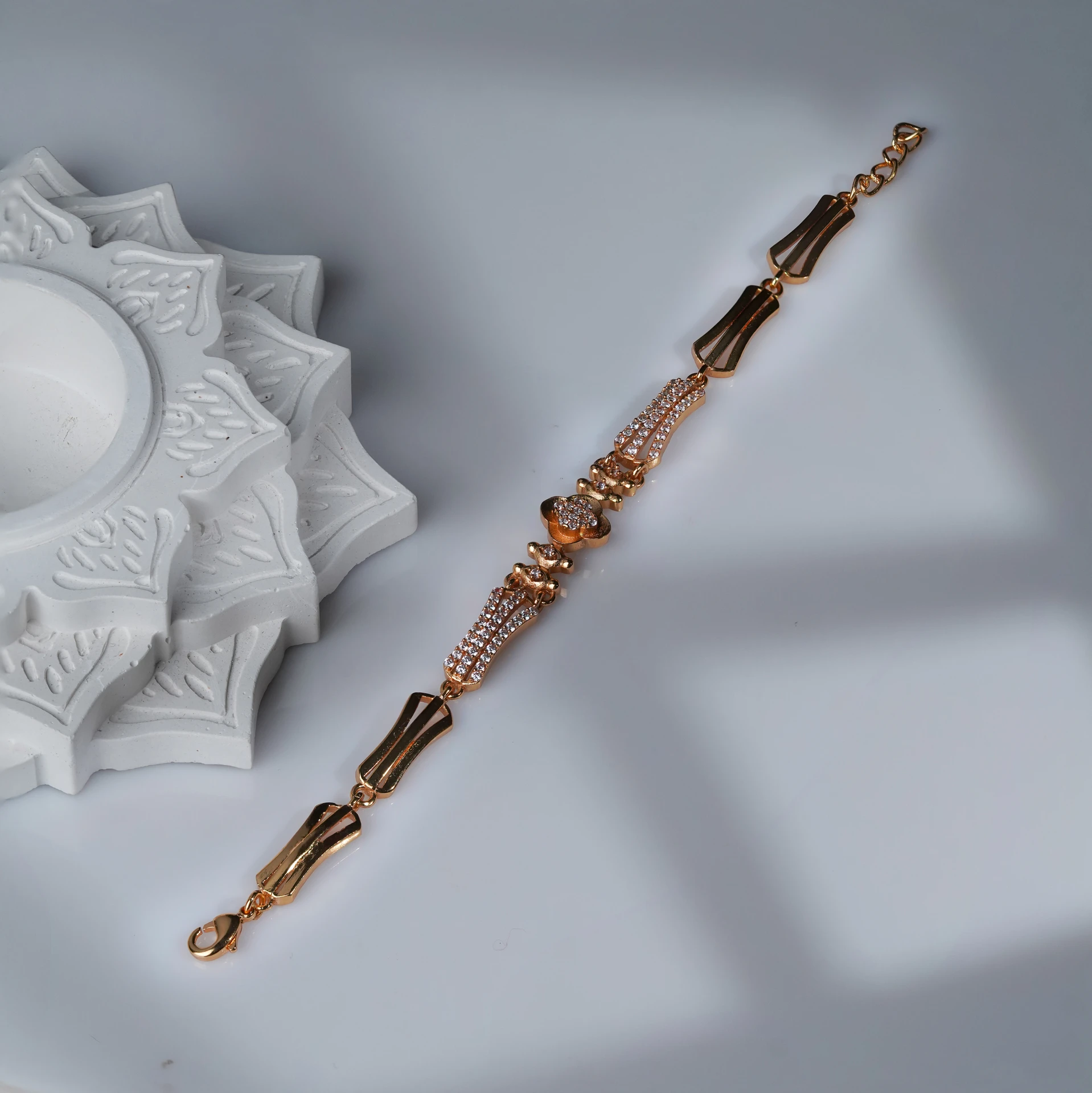 JUERI Brass Gold