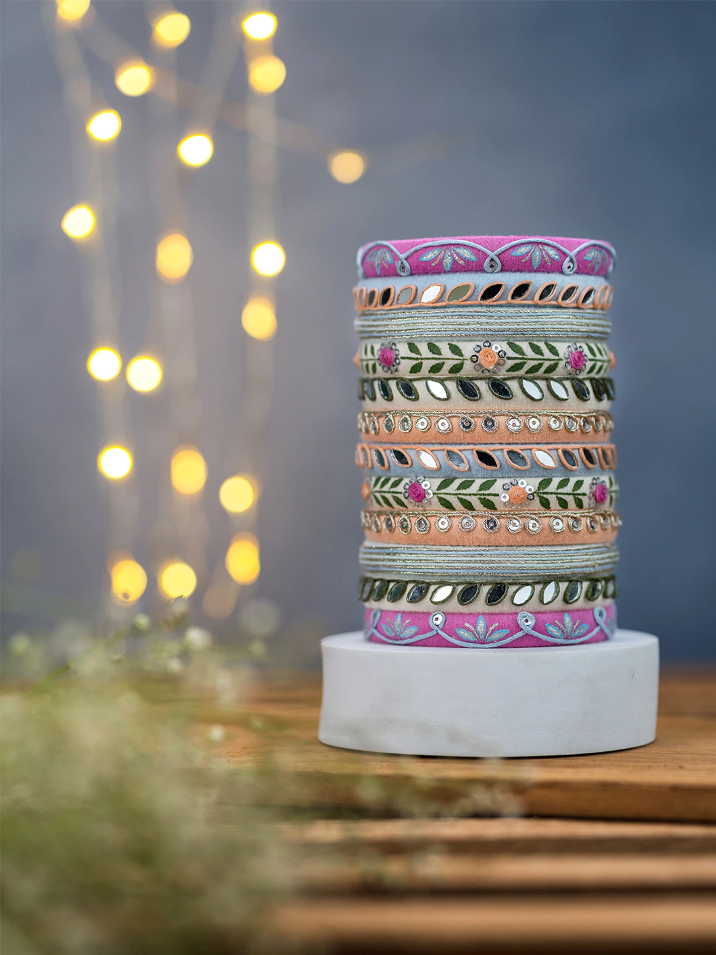 TAASHA CRAFT Fabric Beads, Rhinestone Bangle Set