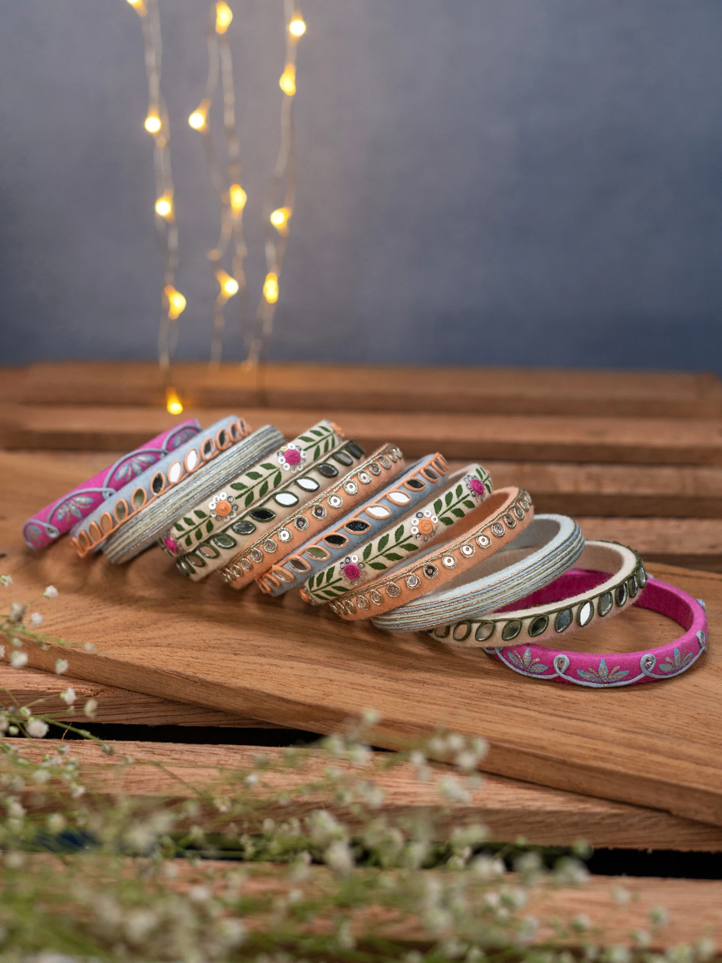 TAASHA CRAFT Fabric Beads, Rhinestone Bangle Set