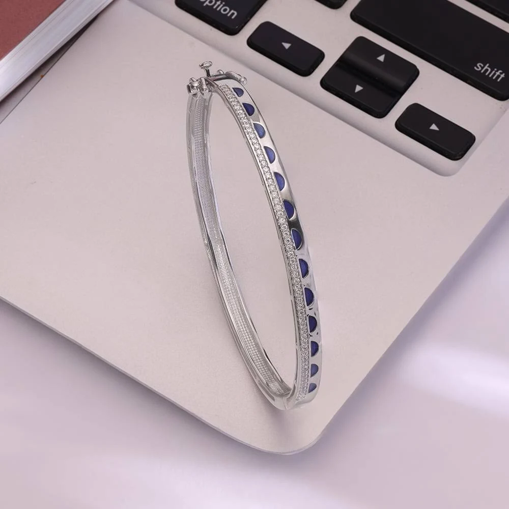 Bold Lattice Silver Bangle