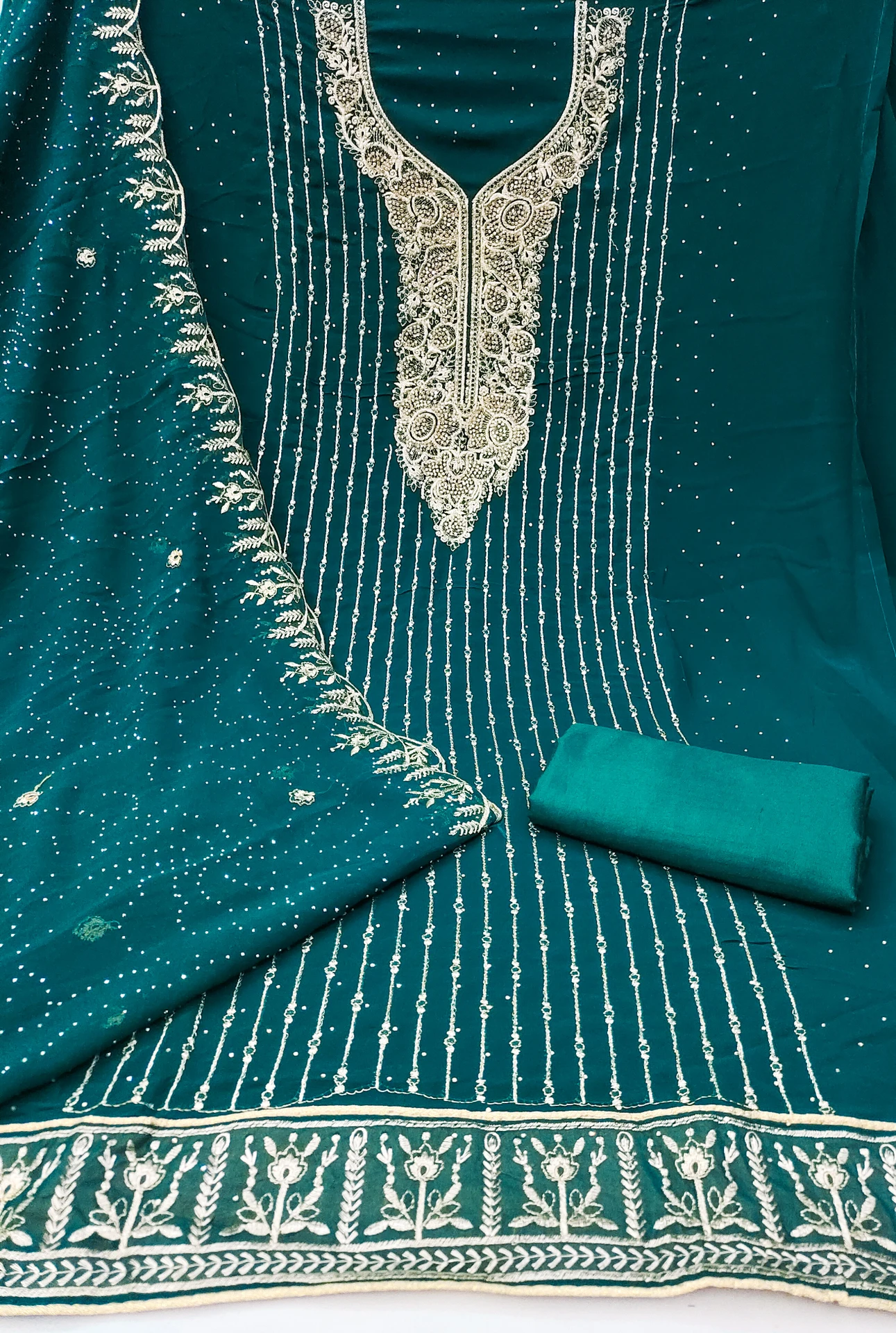 Om Creation Unstitched Georgette Salwar Suit Material Embroidere..