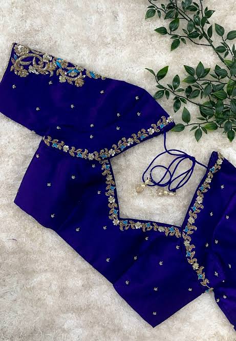 Intricate floral neckline with heavy sleeves handwork blouse