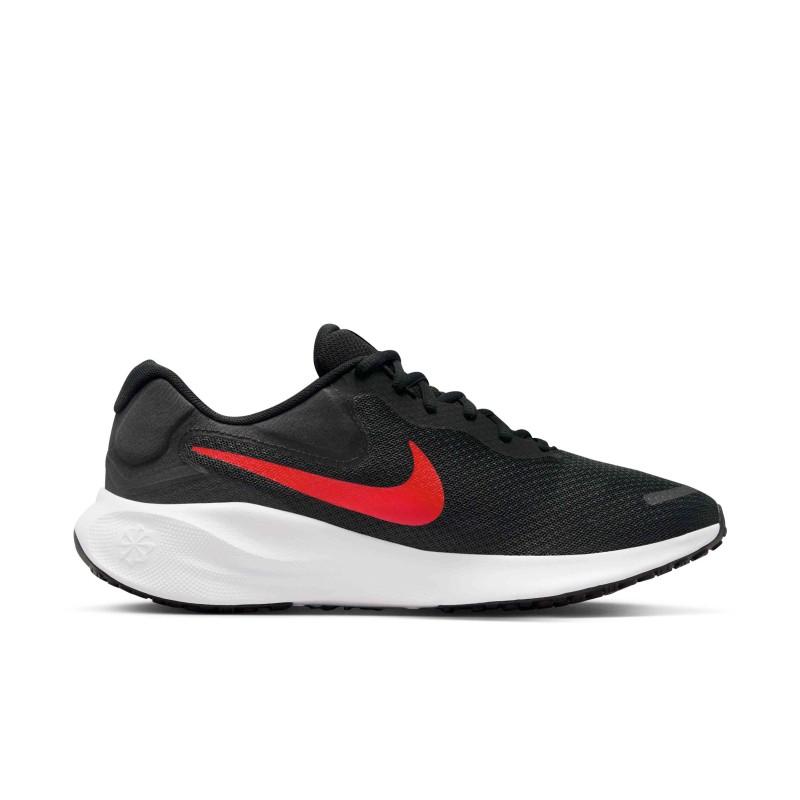 Nike Revolution