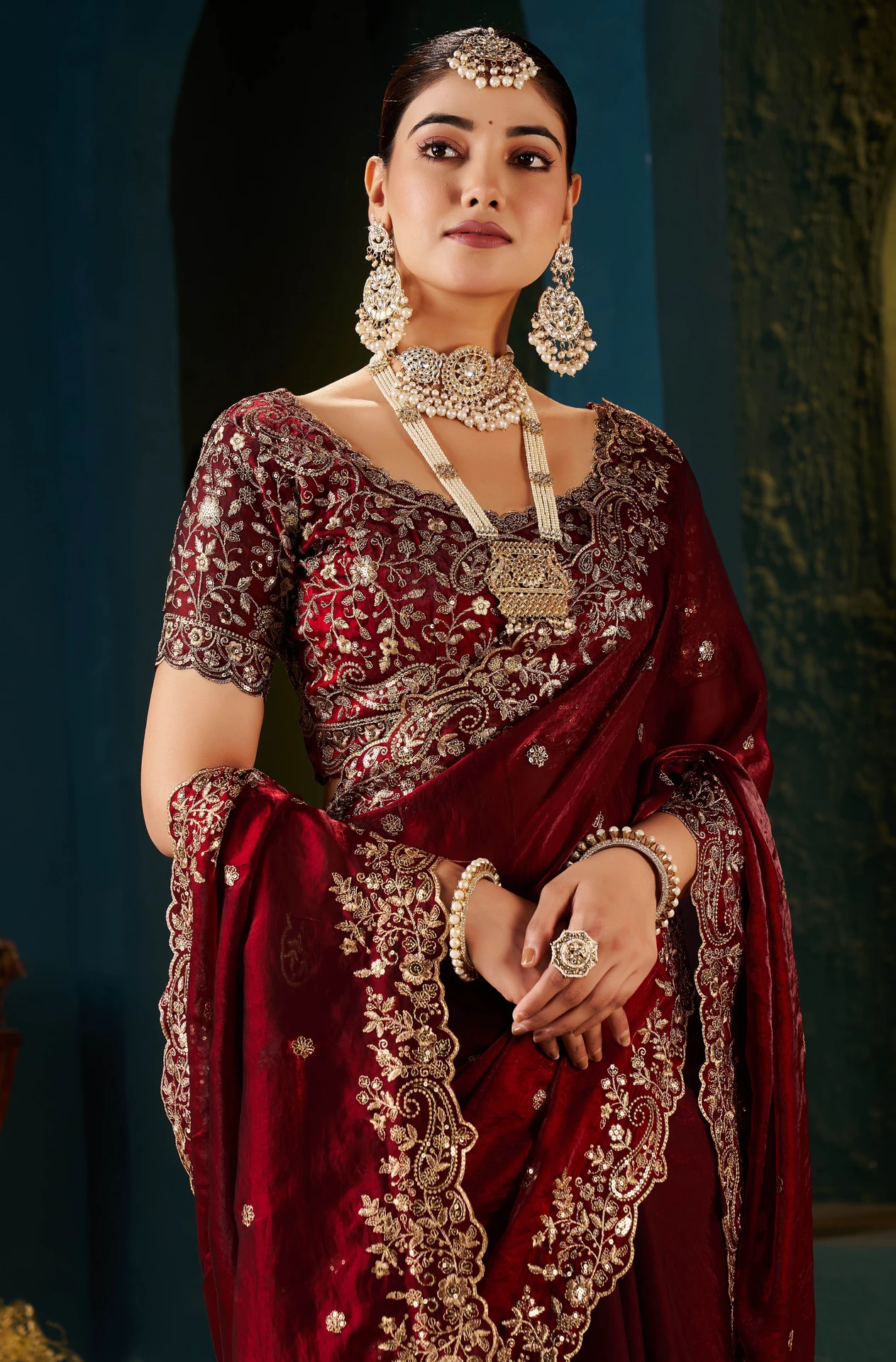 Silk Blend Saree (Maroon)