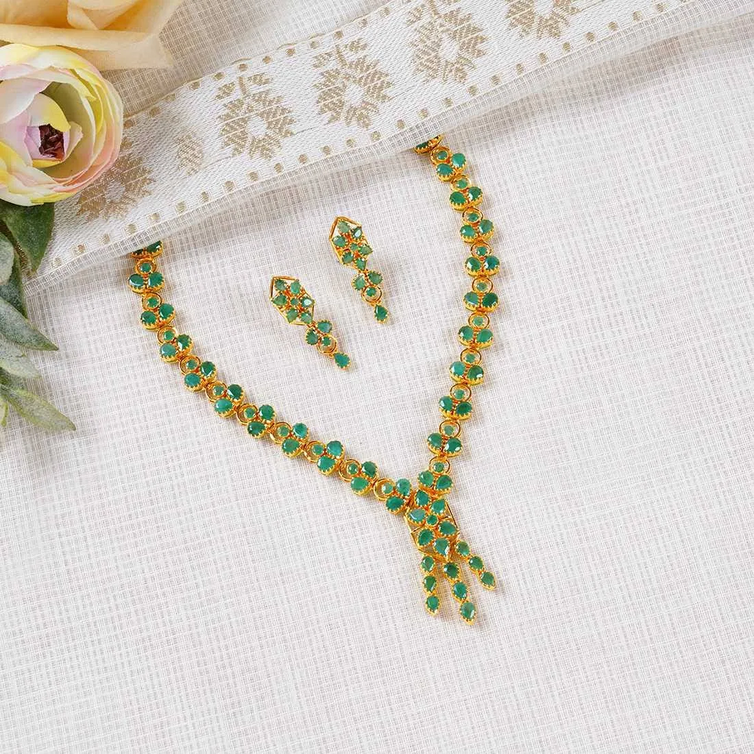 22Kt Gold Lush Green Emerald Necklace Set