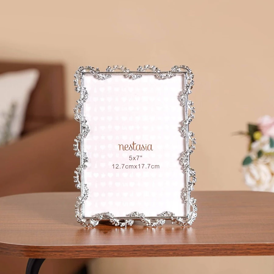 Nestasia Large Silver Winding Leaf Picture Frame