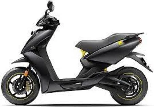 Black Color Advance Technology Two Wheeler Energy Efficient Electric Scooters