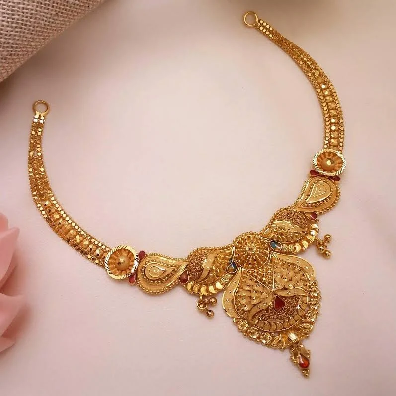 Reina 22K Gold Necklace
