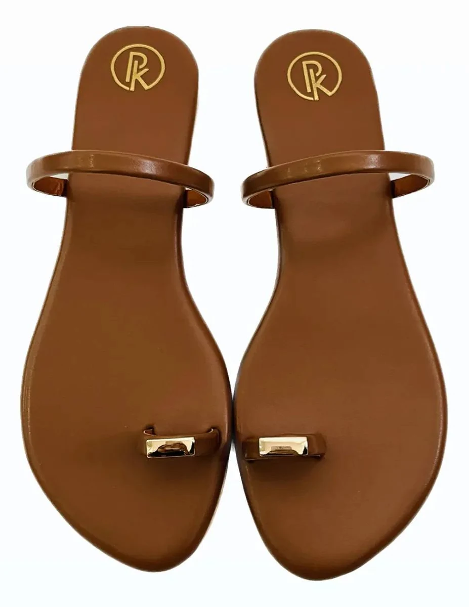 Tan Minimal Flats