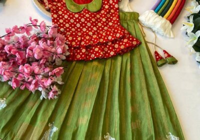TraditionalPattuPaavadaigreen1