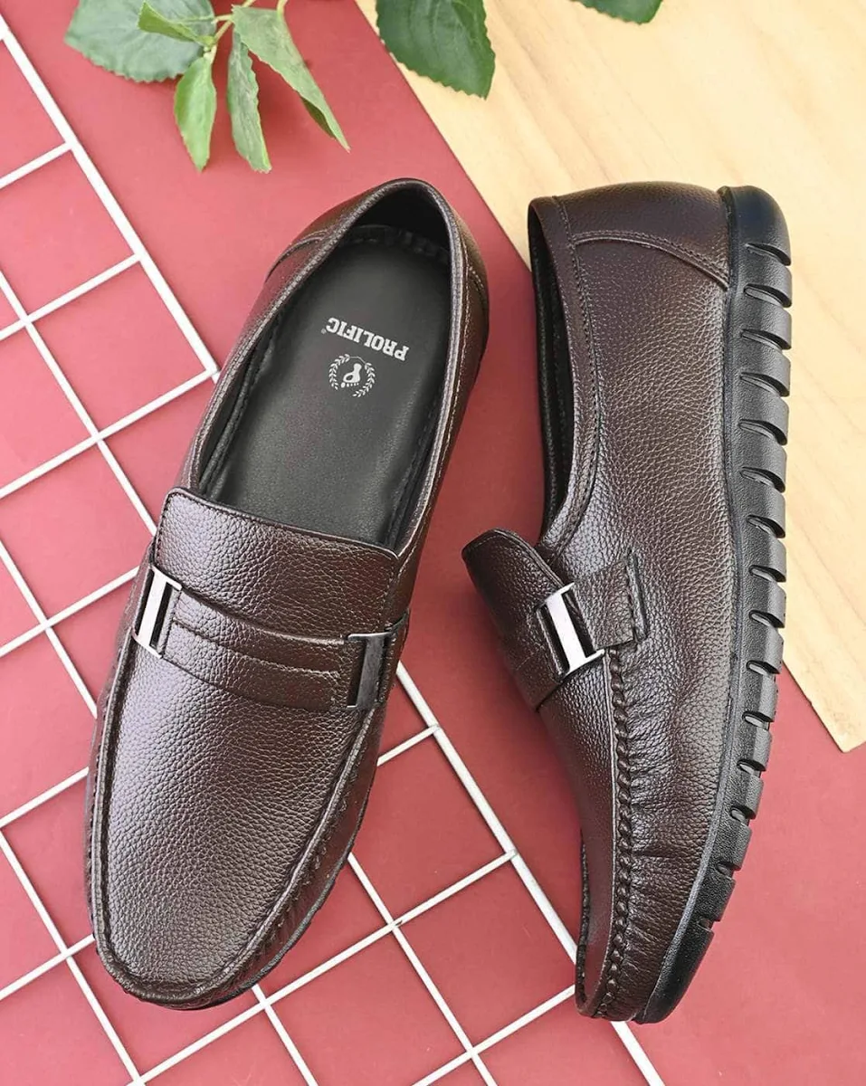PROLIFIC Men Round-Toe Slip-On Shoes For Men