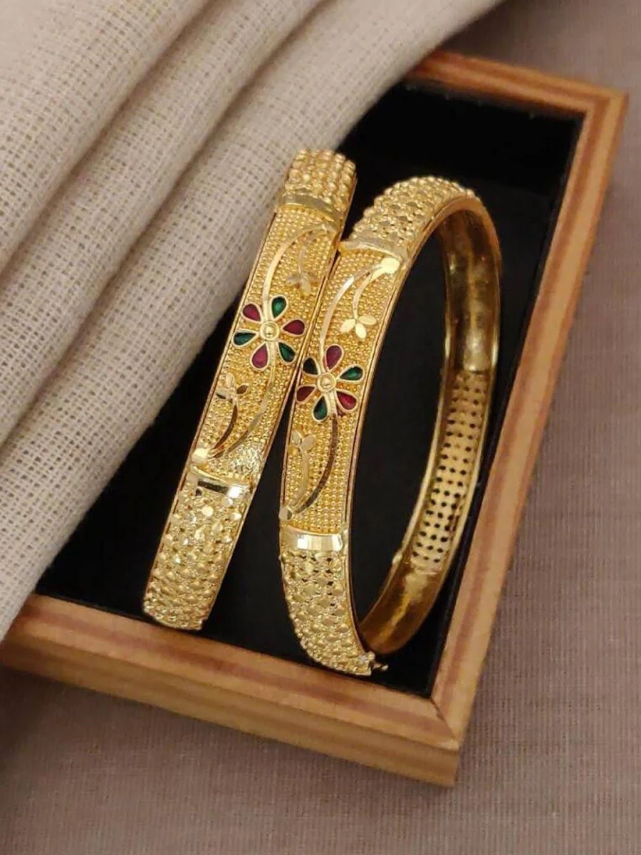 TSF JEWELLERY Set Of 2 Gold Plated Adjustable Bangles(