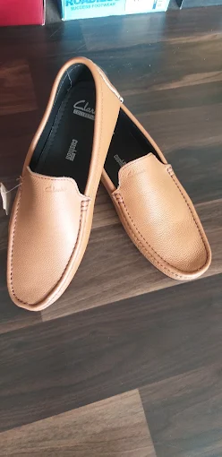 Men’s Tan Casual Loafers