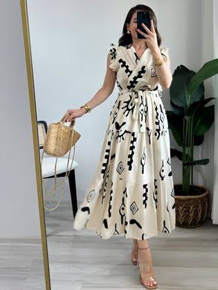 Women’s Flowy Maxi Dress